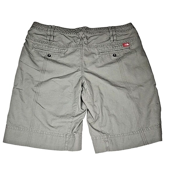 North Face Women's Sz 14 Greenish Gray Cotton Rip Stop Hiking Utility Shorts EUC - Picture 2 of 10
